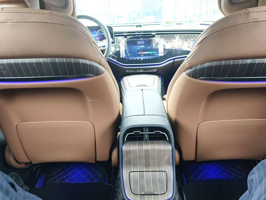 Mercedes-Benz E-Class 2025 E 300 L Luxury - zdjęcie 14