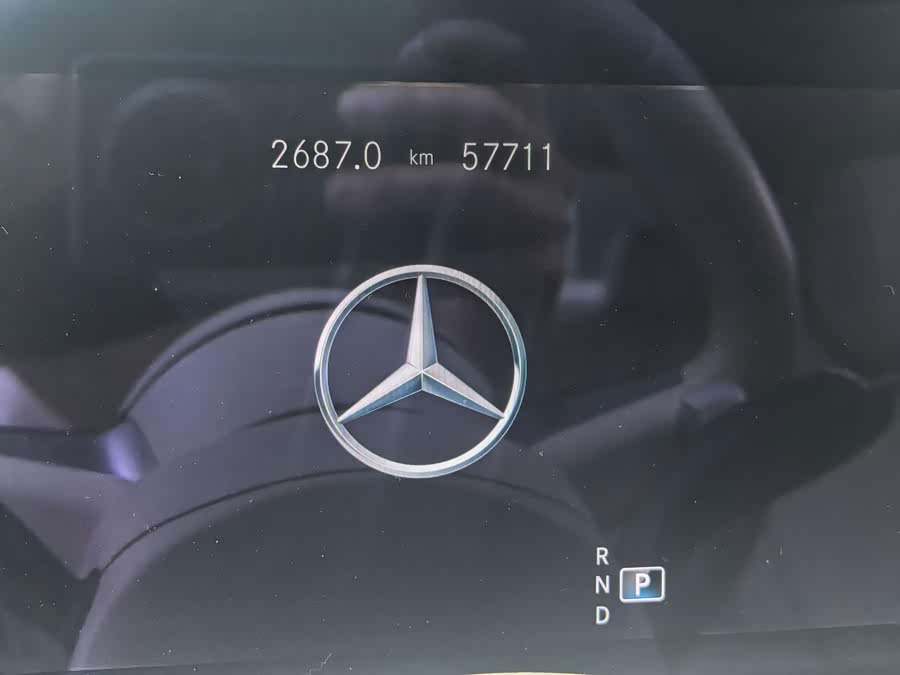 Mercedes-Benz E-Class (Imported) 2023 E 260 Coupe - zdjęcie 11