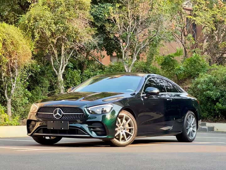 Mercedes-Benz E-Class (Imported) 2023 E 260 Coupe - zdjęcie 8