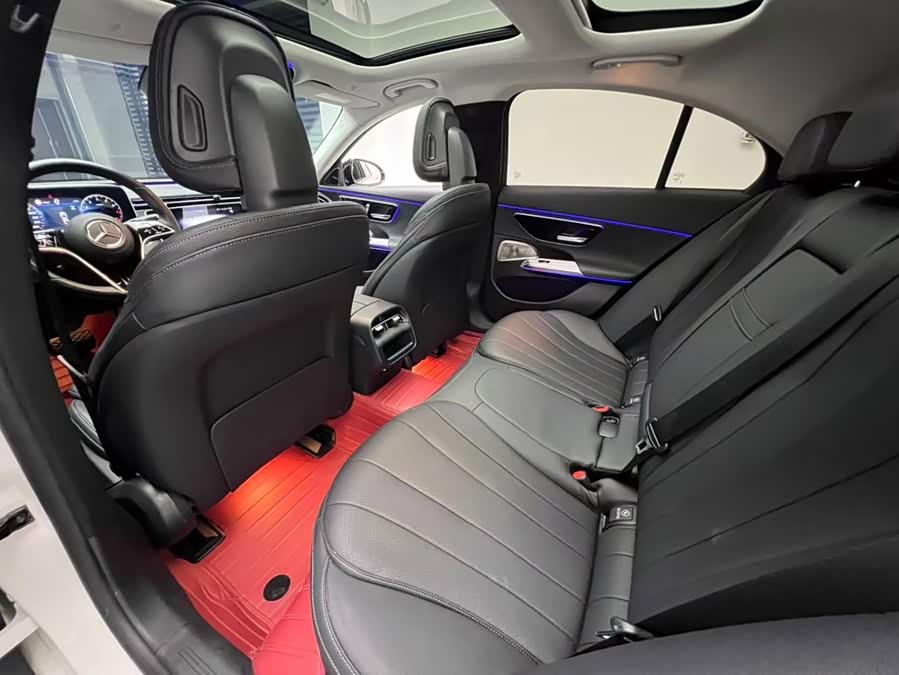 Mercedes-Benz E-Class (Imported) 2024 E 300 Fashion Sport - zdjęcie 13