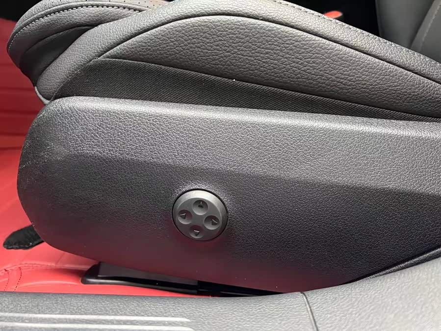 Mercedes-Benz E-Class (Imported) 2024 E 300 Fashion Sport - zdjęcie 6