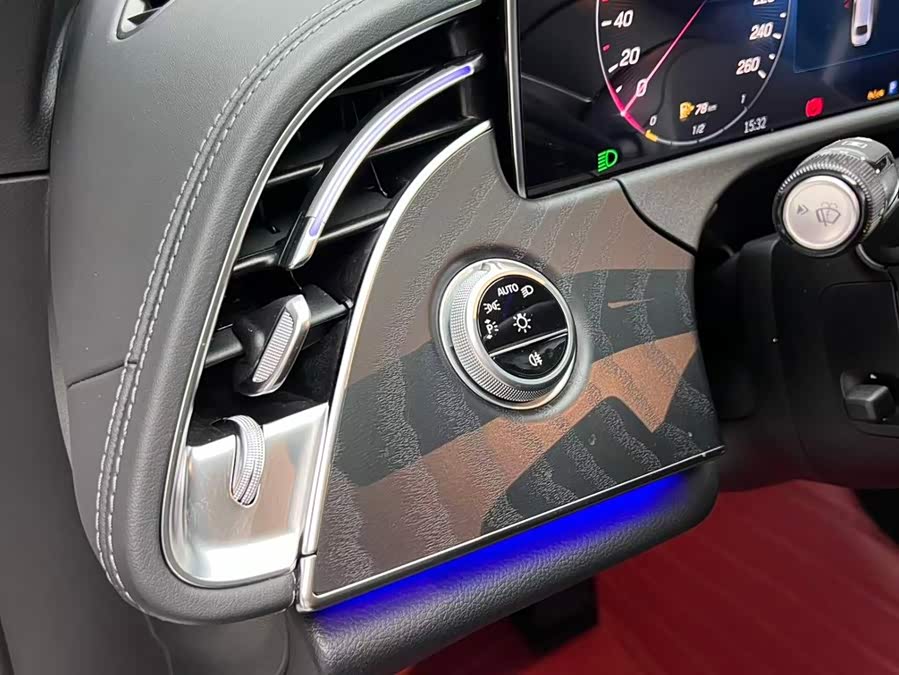 Mercedes-Benz E-Class (Imported) 2024 E 300 Fashion Sport - zdjęcie 9