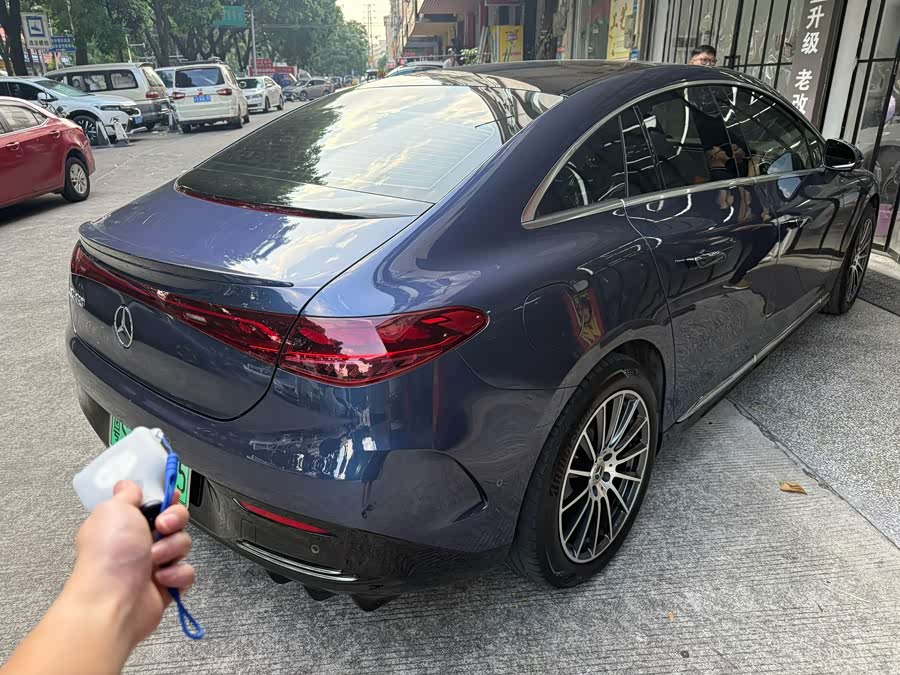 Mercedes-Benz EQE 2022 350 Pioneer Edition - zdjęcie 6