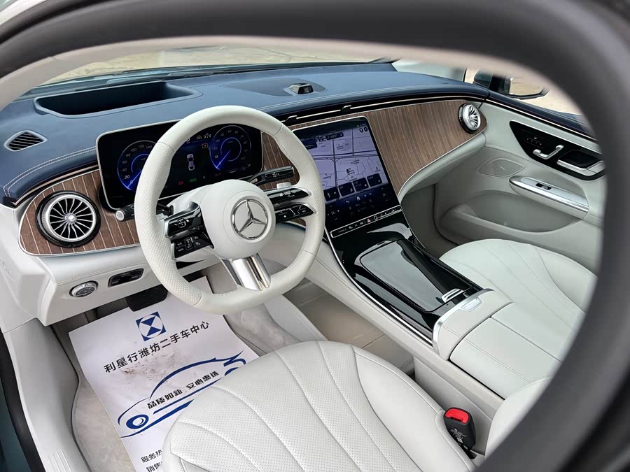 Mercedes-Benz EQE 2025 500 4MATIC Luxury Edition - zdjęcie 9