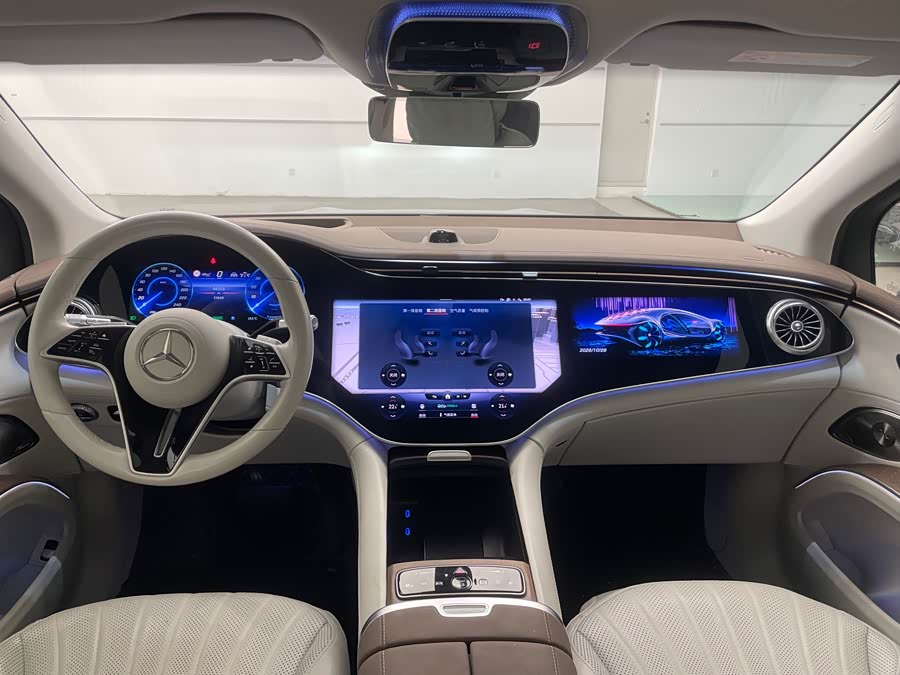 Mercedes-Benz EQS SUV 2023 450 4MATIC Luxury - zdjęcie 14