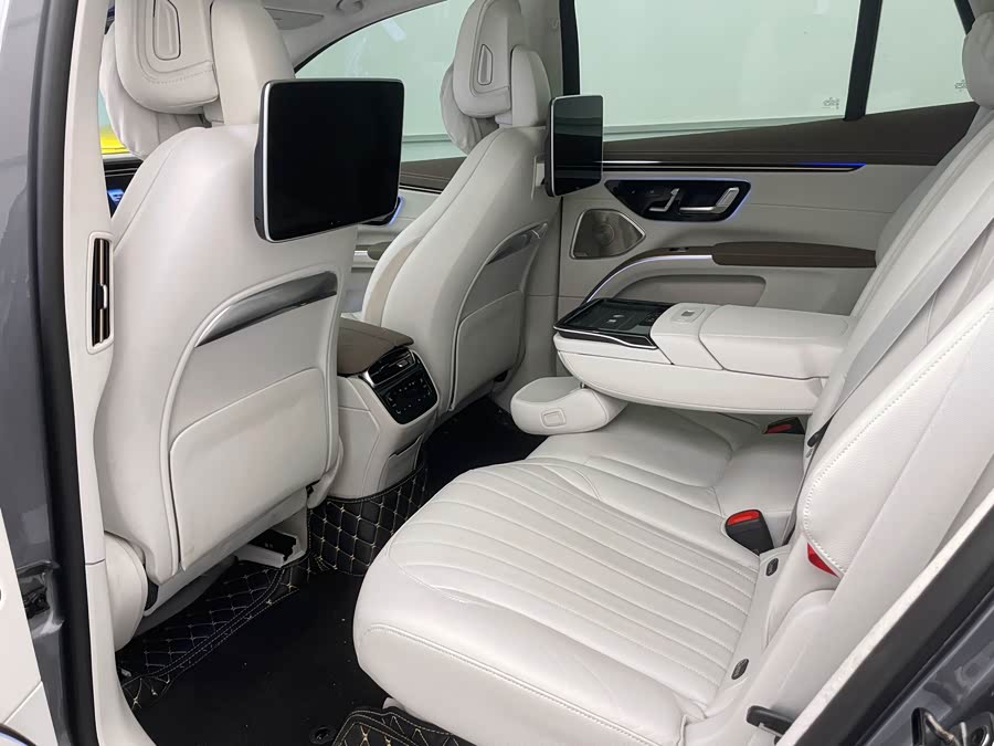 Mercedes-Benz EQS SUV 2023 450 4MATIC Luxury - zdjęcie 9