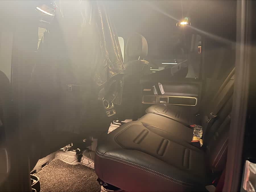 Mercedes-Benz G-Class 2024 G 350 - zdjęcie 3