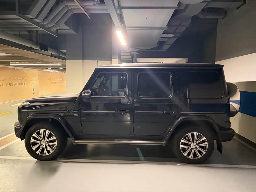 Mercedes-Benz G-Class 2024 G 350 - zdjęcie 6