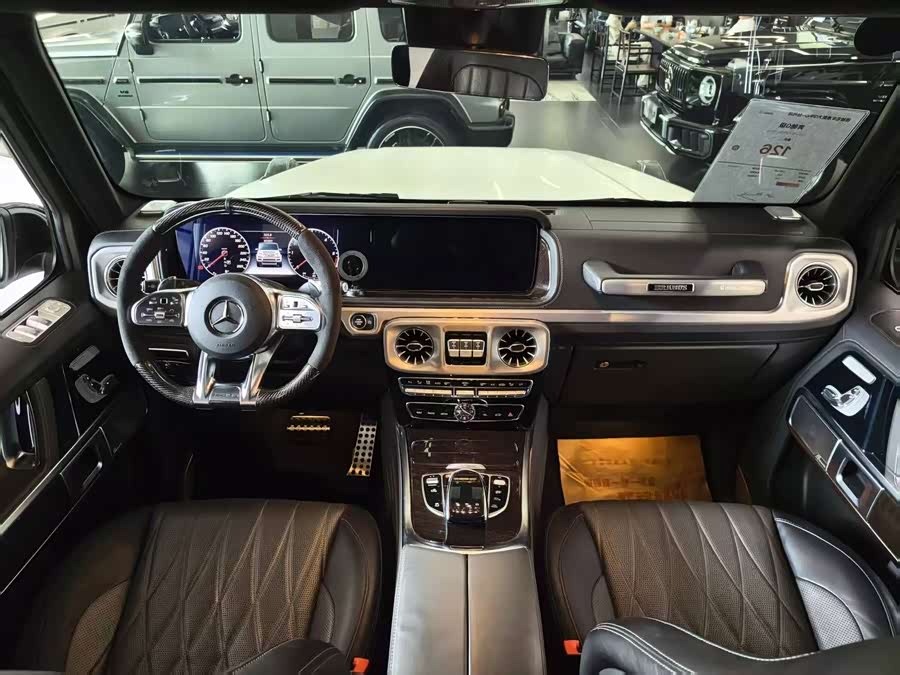 Mercedes-Benz G-Class 2024 G 400 d - zdjęcie 2