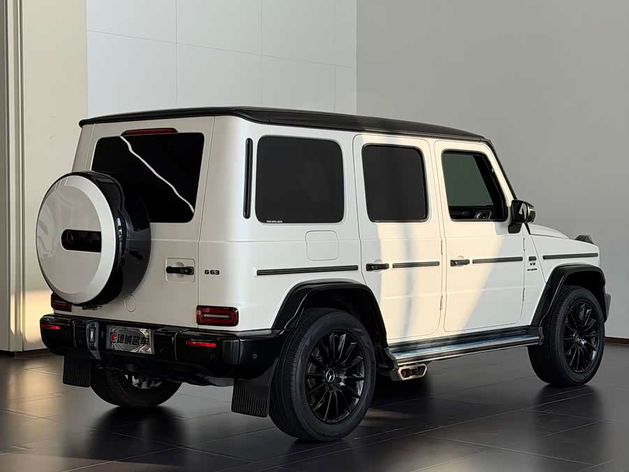 Mercedes-Benz G-Class 2024 G 400 d - zdjęcie 18