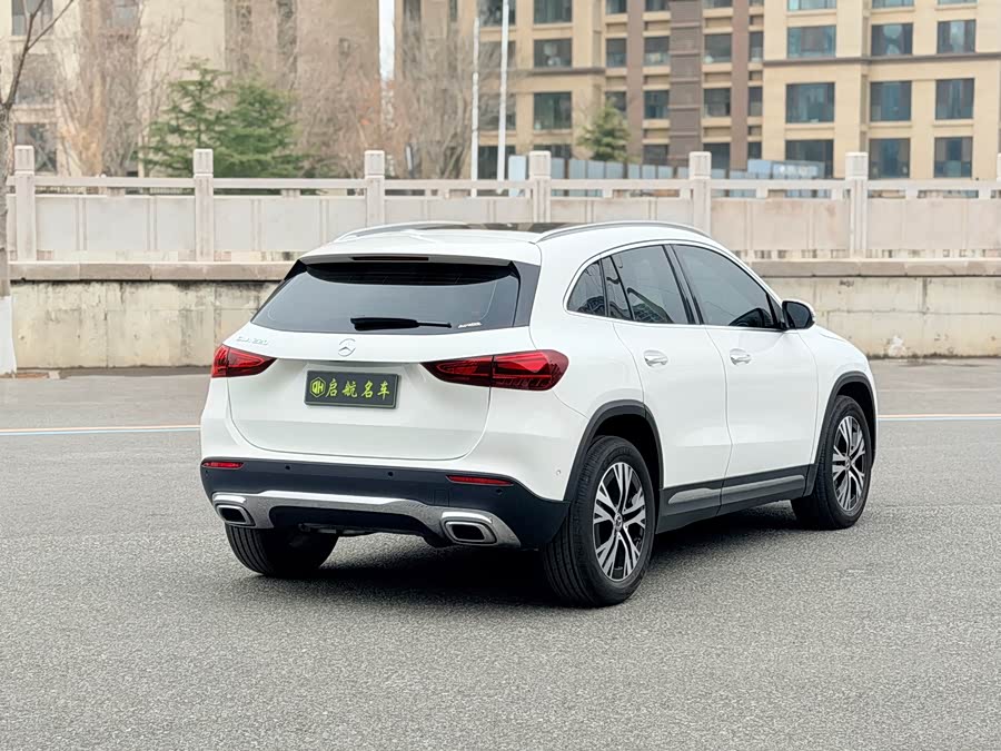 Mercedes-Benz GLA 2024 GLA 220 - zdjęcie 13