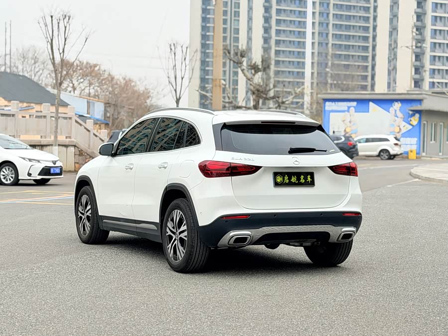 Mercedes-Benz GLA 2024 GLA 220 - zdjęcie 14