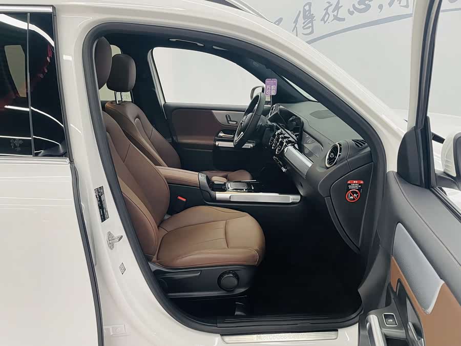 Mercedes-Benz GLB 2023 GLB 200 Fashion Edition - zdjęcie 13