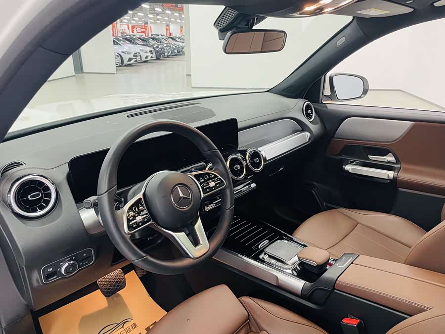 Mercedes-Benz GLB 2023 GLB 200 Fashion Edition - zdjęcie 6