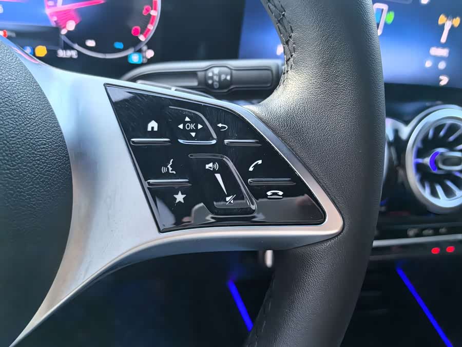 Mercedes-Benz GLB 2024 Facelift GLB 220 Fashion - zdjęcie 19