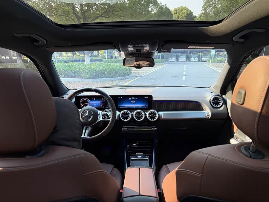 Mercedes-Benz GLB 2024 GLB 220 Dynamic - zdjęcie 12