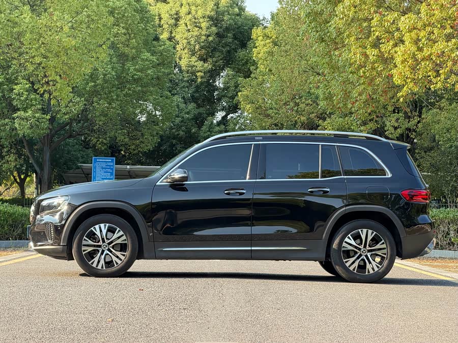 Mercedes-Benz GLB 2024 GLB 220 Dynamic - zdjęcie 5