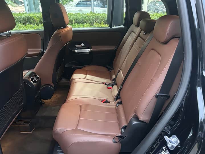 Mercedes-Benz GLB 2024 GLB 220 Fashion Edition - zdjęcie 18