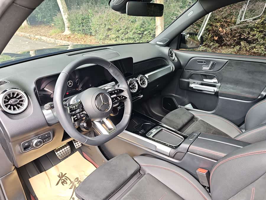 Mercedes-Benz GLB AMG 2024 AMG GLB 35 4MATIC - zdjęcie 12