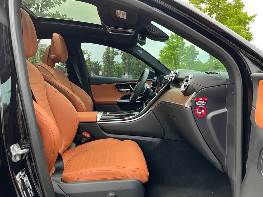 Mercedes-Benz GLC 2024 Facelift GLC 300 L 4MATIC Dynamic Type 5-Seater - zdjęcie 15