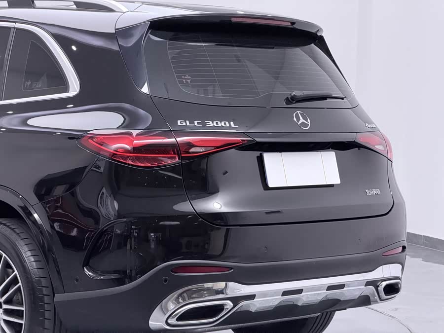 Mercedes-Benz GLC 2024 Facelift GLC 300 L 4MATIC Dynamic Type 5-Seater - zdjęcie 17