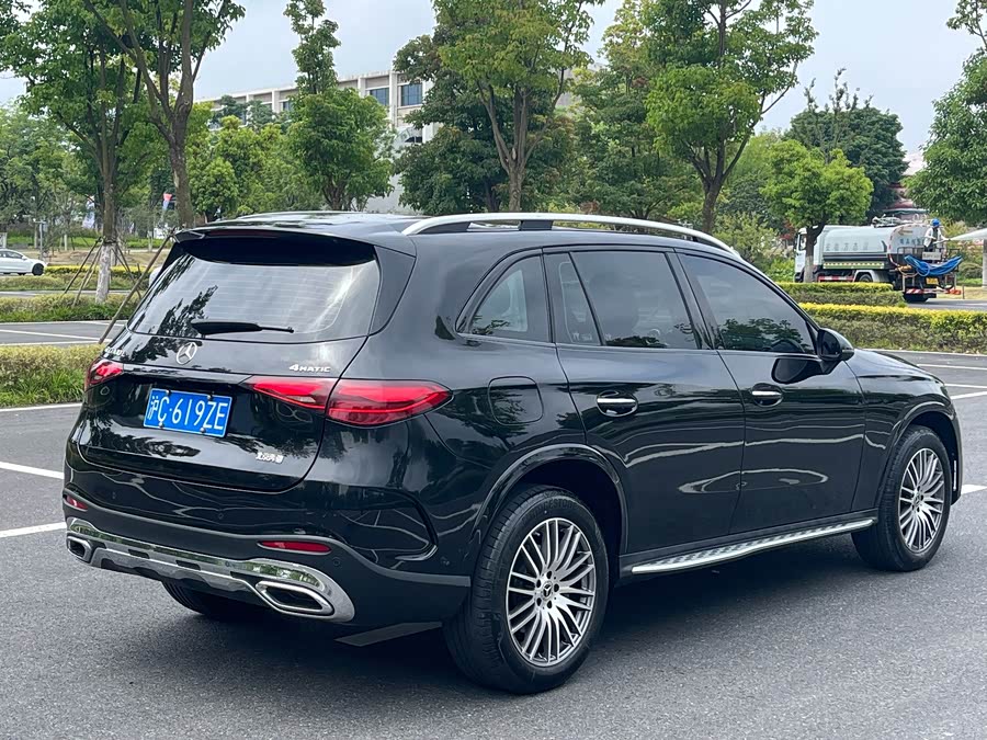 Mercedes-Benz GLC 2024 Facelift GLC 300 L 4MATIC Dynamic Type 5-Seater - zdjęcie 5