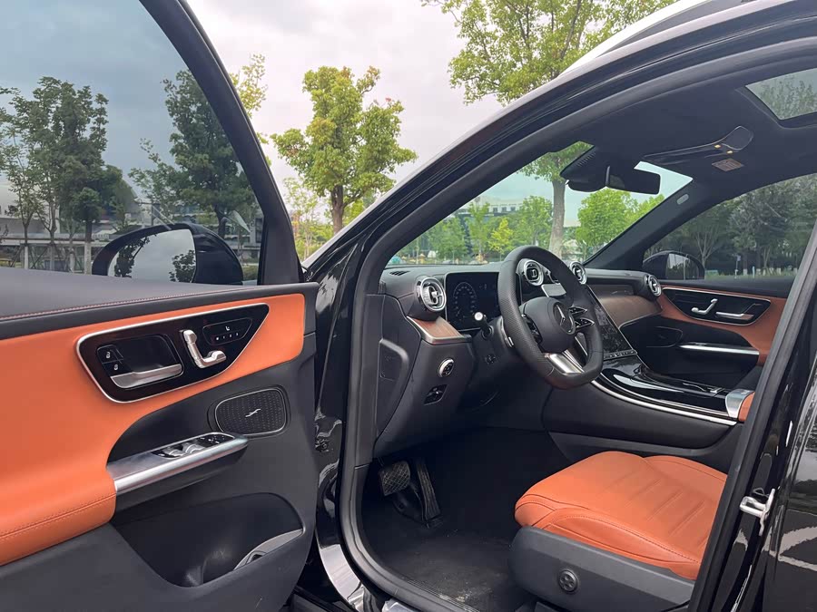 Mercedes-Benz GLC 2024 Facelift GLC 300 L 4MATIC Dynamic Type 5-Seater - zdjęcie 10