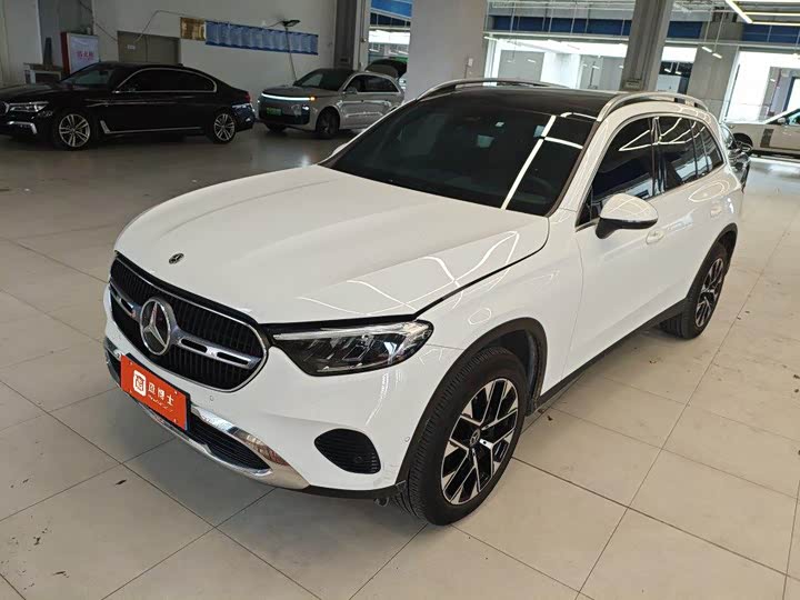 Mercedes-Benz GLC 2024 GLC 260 L 4MATIC Dynamic 5-seater - zdjęcie 12