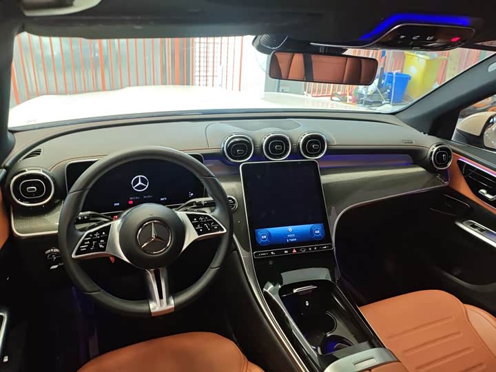 Mercedes-Benz GLC 2024 GLC 260 L 4MATIC Dynamic 5-seater - zdjęcie 16