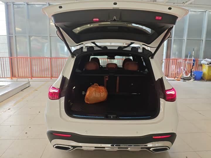 Mercedes-Benz GLC 2024 GLC 260 L 4MATIC Dynamic 5-seater - zdjęcie 20