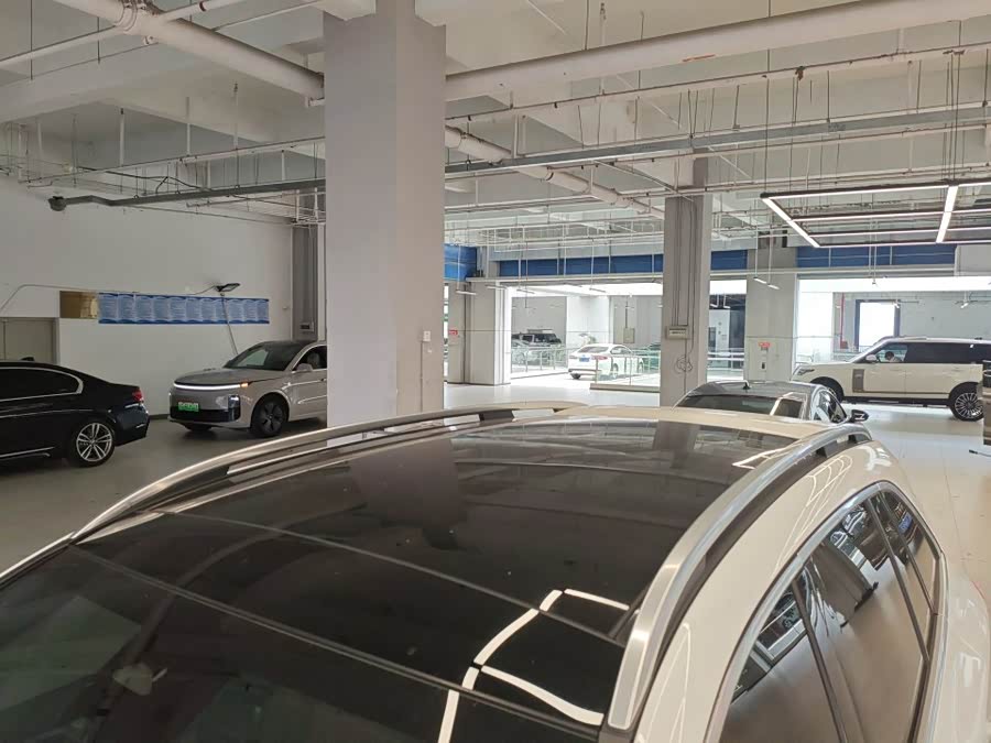 Mercedes-Benz GLC 2024 GLC 260 L 4MATIC Dynamic 5-seater - zdjęcie 10