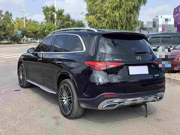 Mercedes-Benz GLC 2024 GLC 300 L 4MATIC Luxury 5-seater - zdjęcie 10