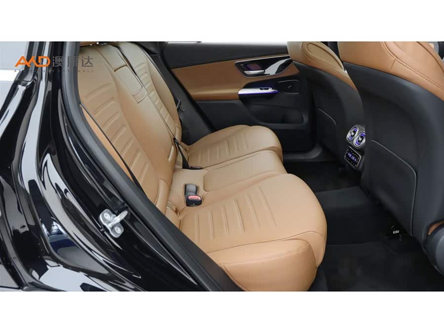 Mercedes-Benz GLC 2025 GLC 300 L 4MATIC Dynamic 5-Seater - zdjęcie 8