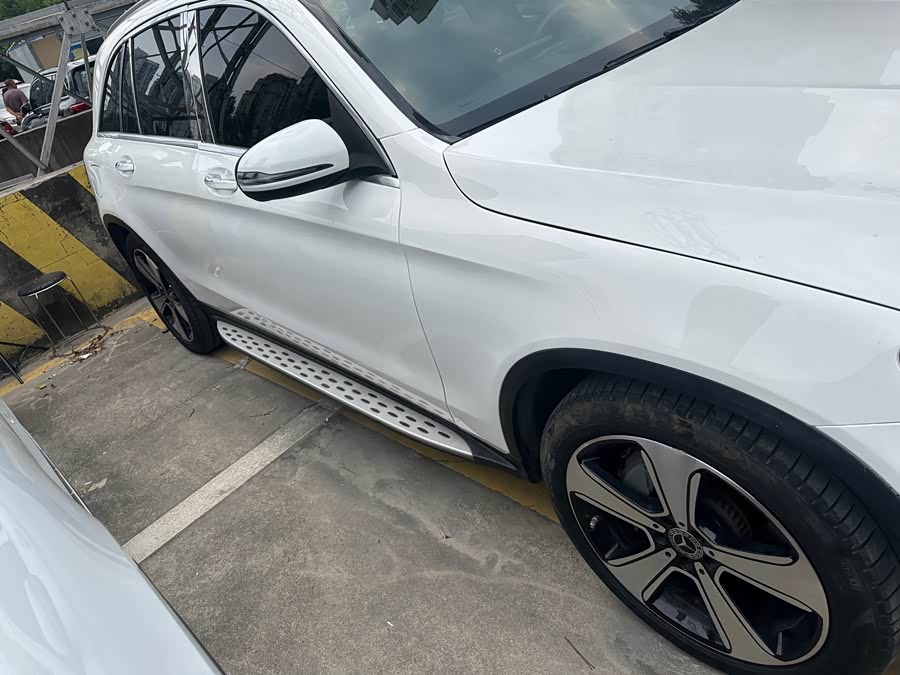 Mercedes-Benz GLC 300 L 4MATIC Luxury - zdjęcie 5