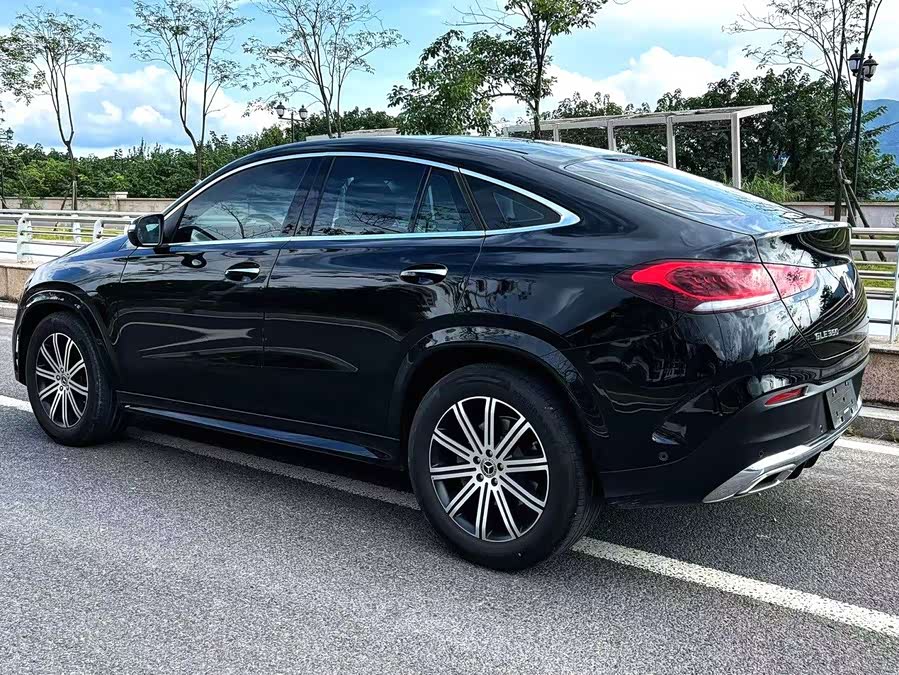 Mercedes-Benz GLE 350 4MATIC Coupe SUV Fashion - zdjęcie 4
