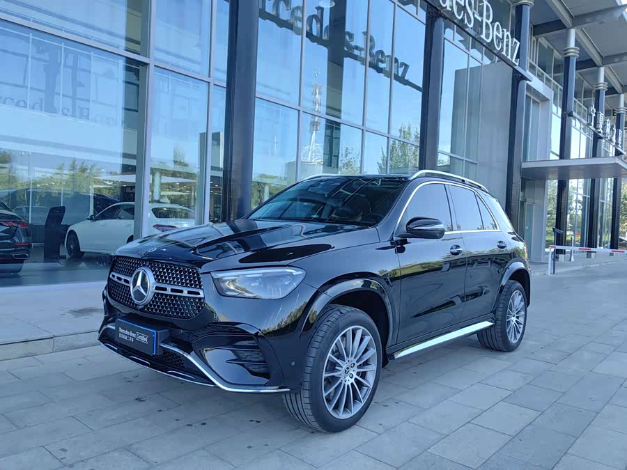 Mercedes-Benz GLE 450 4MATIC Luxury - zdjęcie 1