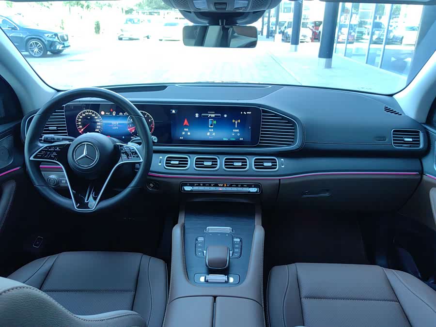 Mercedes-Benz GLE 450 4MATIC Luxury - zdjęcie 11