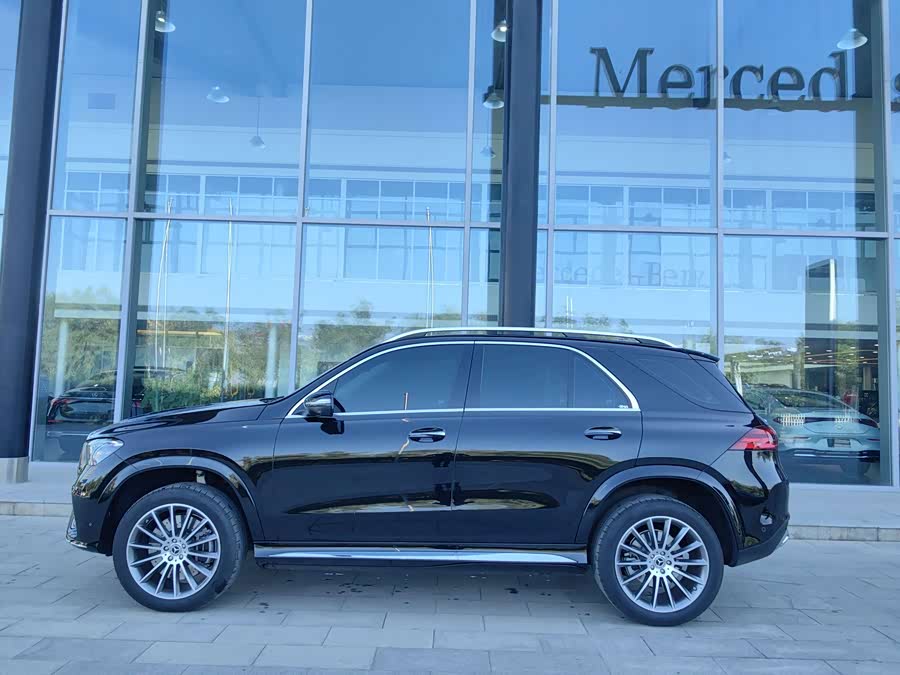 Mercedes-Benz GLE 450 4MATIC Luxury - zdjęcie 3