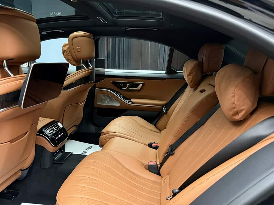 Mercedes-Benz S-Class 2024 S 400 L Luxury - zdjęcie 15