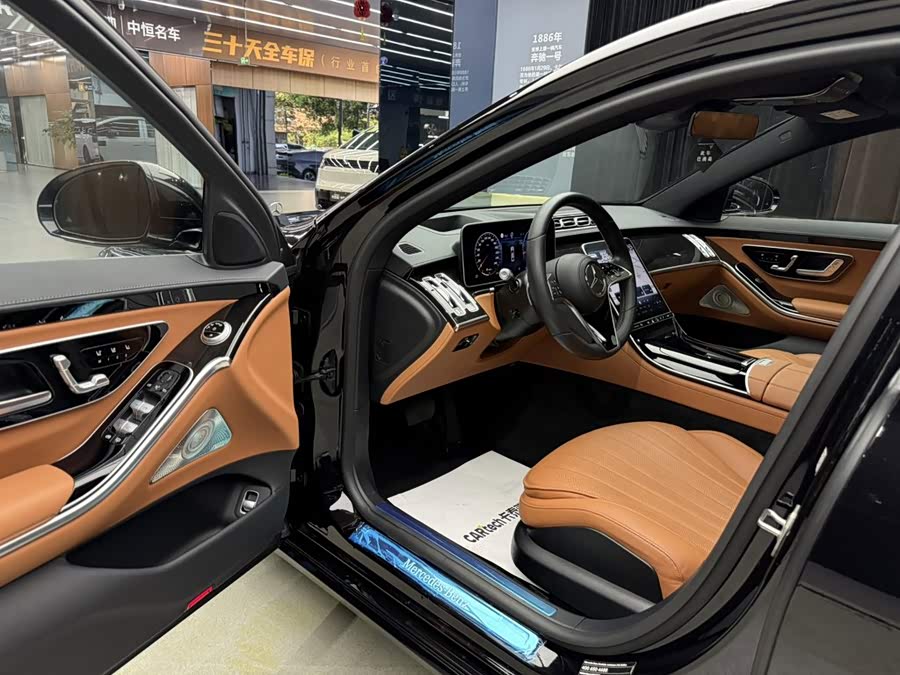 Mercedes-Benz S-Class 2024 S 400 L Luxury - zdjęcie 19
