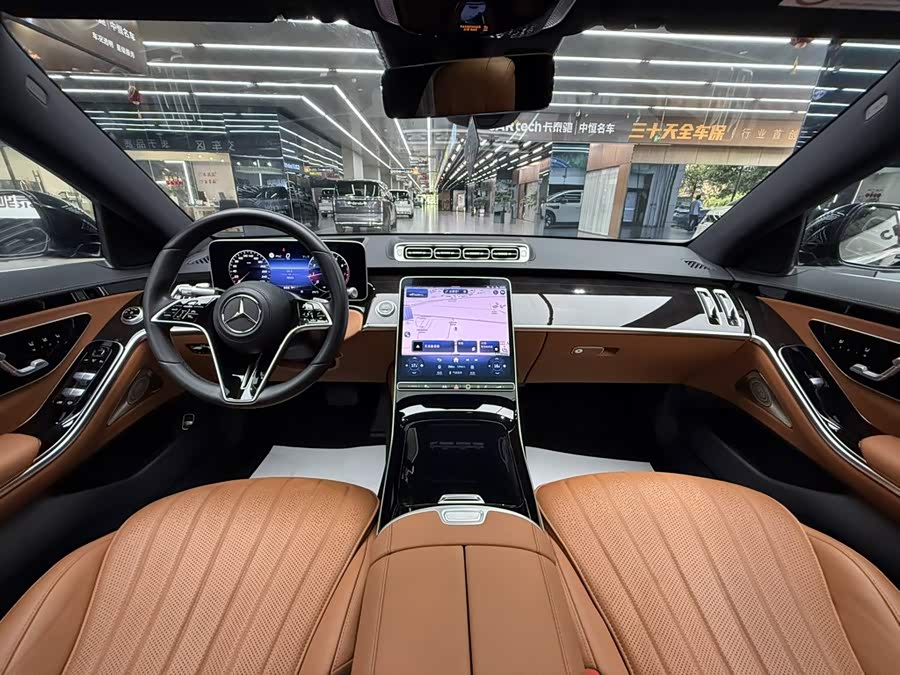 Mercedes-Benz S-Class 2024 S 400 L Luxury - zdjęcie 9