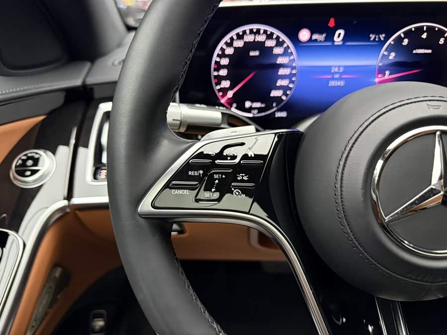 Mercedes-Benz S-Class 2024 S 400 L Luxury - zdjęcie 10