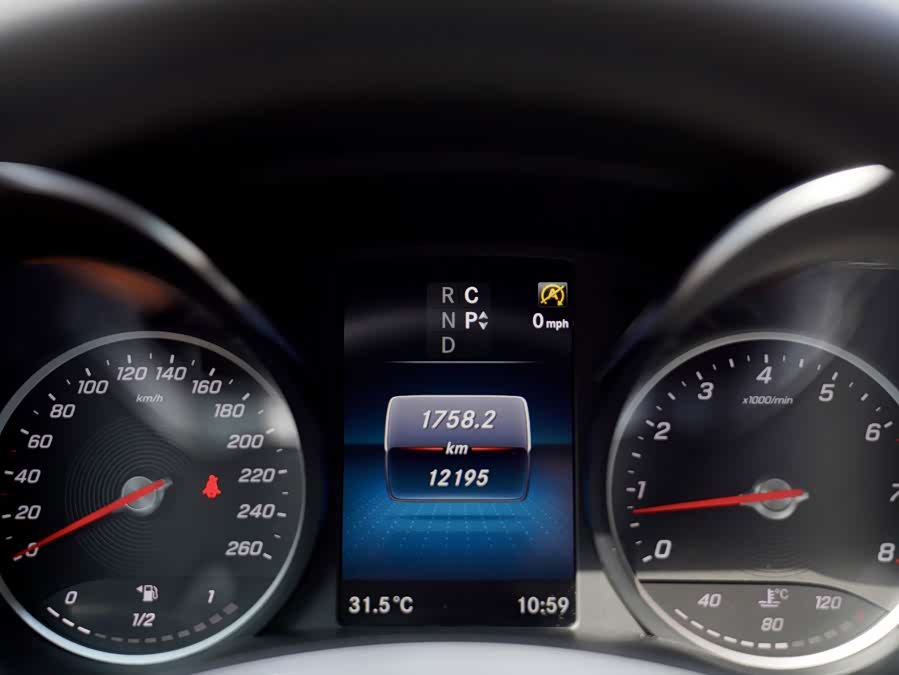 Mercedes-Benz V-Class 2022 V 260 L Long Wheelbase Luxury Edition - zdjęcie 4
