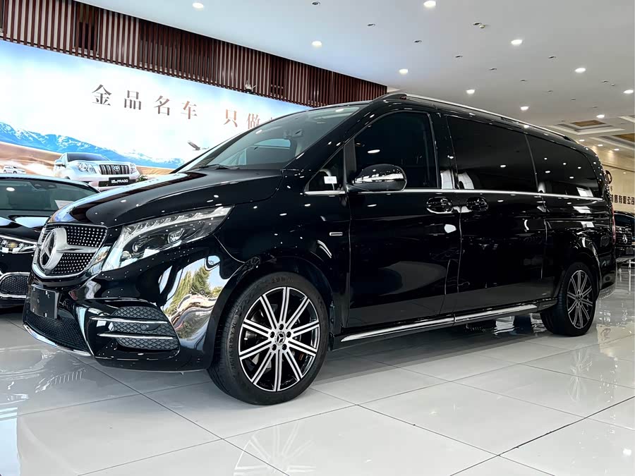 Mercedes-Benz V-Class 2022 V 260 L Long Wheelbase Luxury - zdjęcie 2
