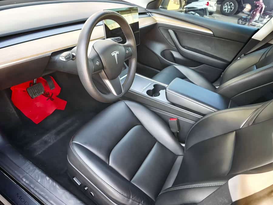 Model 3 2022 RWD - zdjęcie 2