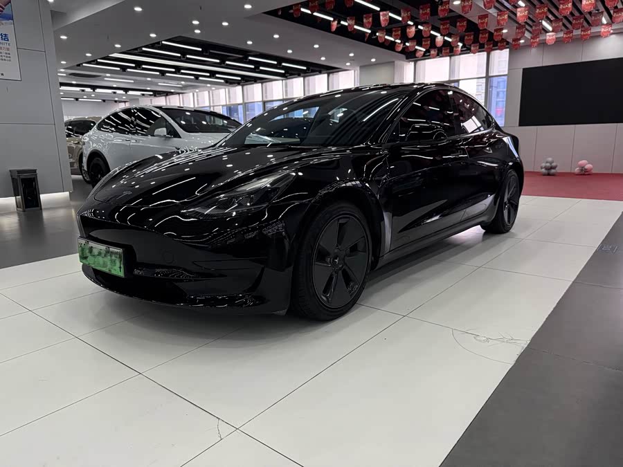 Model 3 2023 RWD - zdjęcie 1