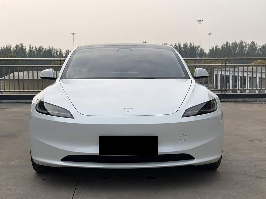 Model 3 2023 RWD - zdjęcie 2