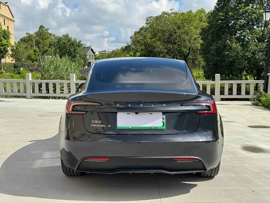 Model 3 2023 RWD - zdjęcie 12
