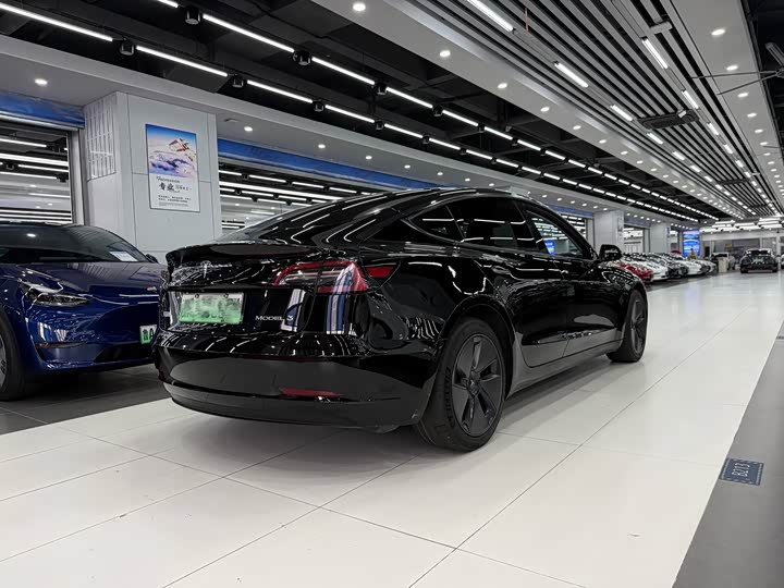 Model 3 2023 RWD - zdjęcie 13