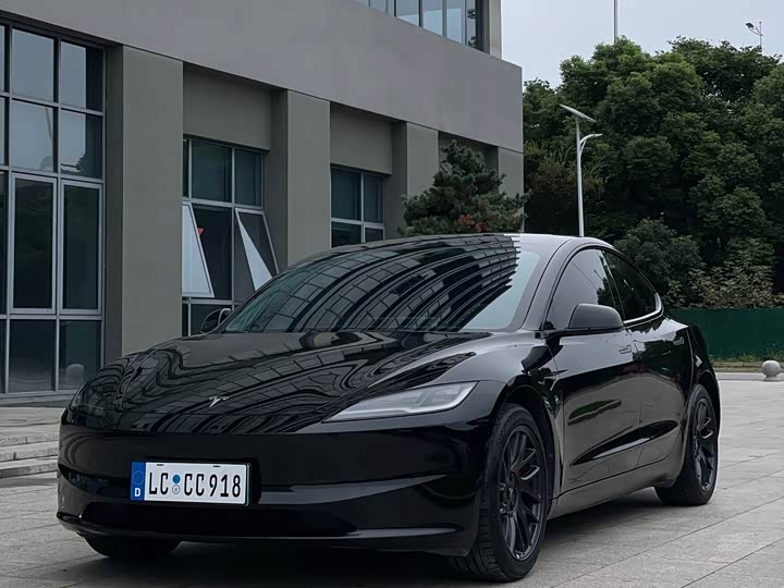Model 3 2023 RWD - zdjęcie 14